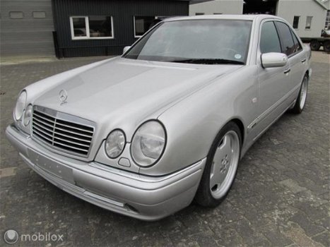 Mercedes-Benz E-klasse - 50 AMG - 1