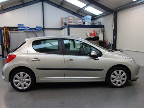 Peugeot 207 - 1.6 VTi XS NETTE AUTO. AIRCO - 1