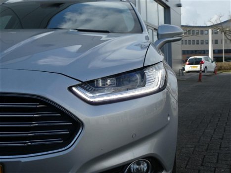 Ford Mondeo - 1.5TDCi 120pk Titanium Adaptive led koplampen - 1