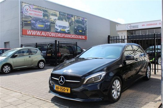 Mercedes-Benz A-klasse - 180 d Sportline Edition Automaat Facelift Airco Xenon/Led Navigatie Pdc Lm- - 1