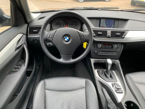 BMW X1 - 1.8i sDrive Autom/Navi/Cam/Leder - 1