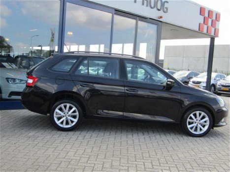 Skoda Fabia Combi - 1.2 TSI Ambition LMV PDC ECC > - 1