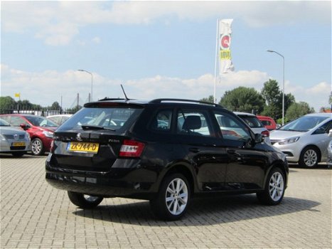 Skoda Fabia Combi - 1.2 TSI Ambition LMV PDC ECC > - 1