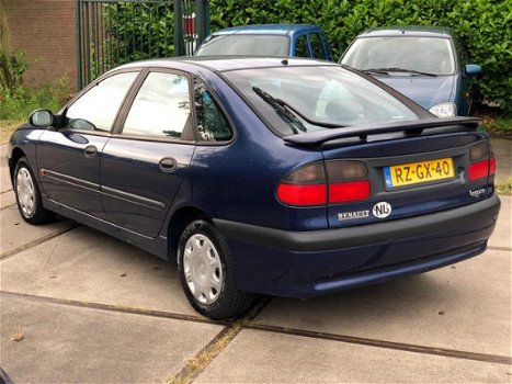 Renault Laguna - 2.0 RXE/Airco/Elek.ramen/Nieuwe APK - 1