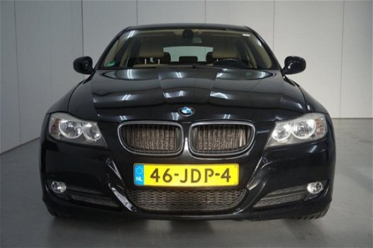 BMW 3-serie Touring - 318d Corporate Lease Business Line | HANDGESCHAKELD | LEDER | NAVIGATIE | - 1