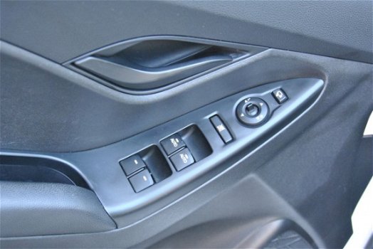 Hyundai ix20 - 1.4i i-Vision |2014|98.887km|Clima|Navi|Trekhaak|Camera|Bovag garantie| - 1