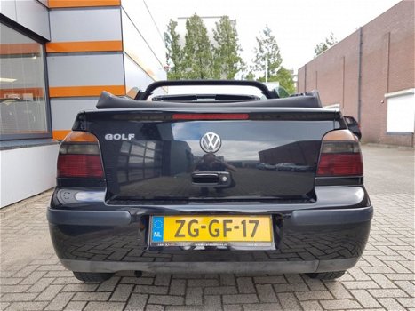 Volkswagen Golf Cabriolet - 1.8 Trendline - 1