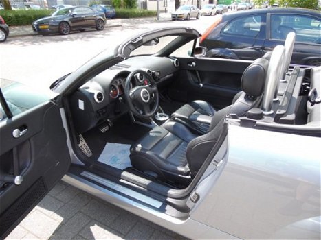 Audi TT Roadster - 3.2 V6 quattro DSG, Bose, Leder, Vol nieuwstaat - 1