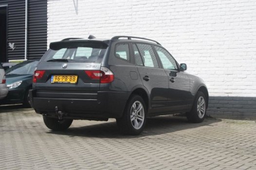 BMW X3 - 3.0d Executive Navi Xenon PDC Leder Vol Youngtimer - 1