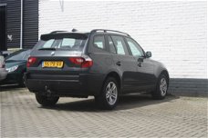 BMW X3 - 3.0d Executive Navi Xenon PDC Leder Vol Youngtimer