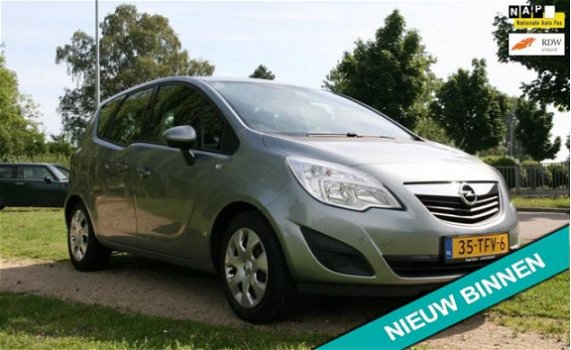 Opel Meriva - 1.4 Turbo Cosmo - navi, parkeersensoren - 1