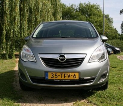 Opel Meriva - 1.4 Turbo Cosmo - navi, parkeersensoren - 1