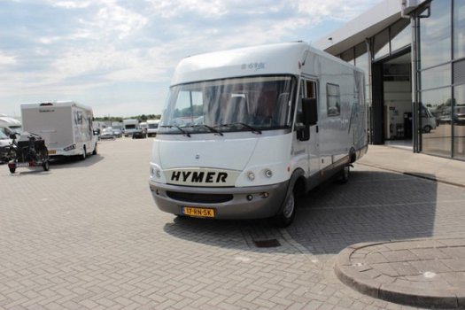 109 Hymer integraal B 614 Fiat 146 pk grote garage en hefbed - 3