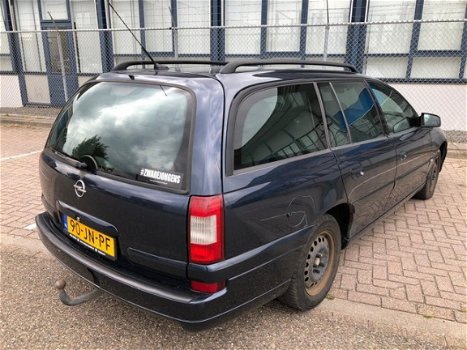 Opel Omega Wagon - 2.6i V6 Business Edition - 1