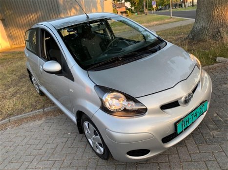 Toyota Aygo - 1.0-12V Cool Slecht 88 Dkm Full Optie Nw Model 5drs - 1