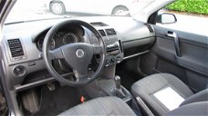 Volkswagen Polo - 1.2 Optive AIRCO/CD SPELER