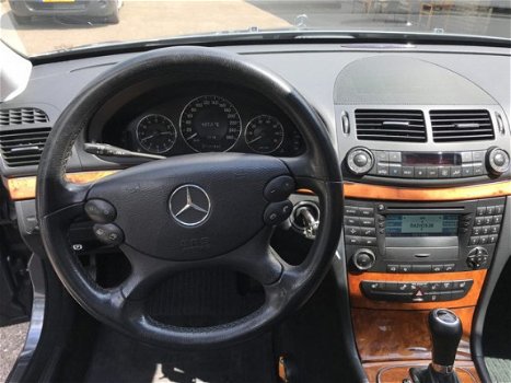 Mercedes-Benz E-klasse - 200 K. Elegance Automaat Climate Control - 1
