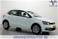 Volkswagen Polo - 1.2 TSI Comfortline Navigatie Airco Bluetooth 200x Vw-Audi-Seat-Skoda - 1 - Thumbnail