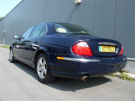 Jaguar S-type - 4.0 V8 - 1