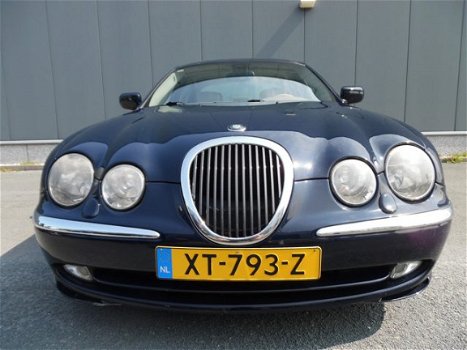 Jaguar S-type - 4.0 V8 - 1