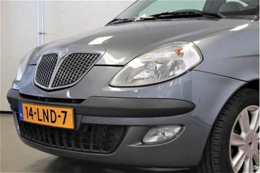 Lancia Y(psilon) - Ypsilon 1.4 16V ARGENTO - 1