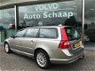 Volvo V70 - 2.4 D5 Momentum Automaat Top onderhouden Trekhaak Navigatie - 1 - Thumbnail