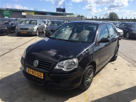 Volkswagen Polo - 1.4 TDI Optive - 1