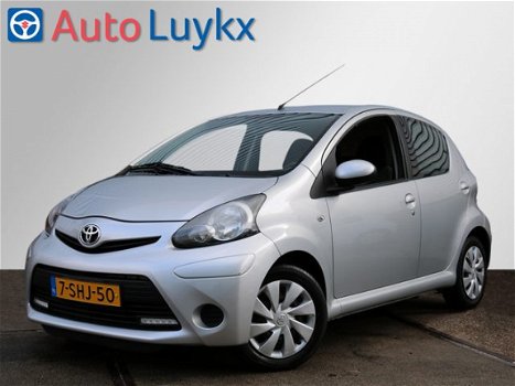 Toyota Aygo - 1.0 VVT-i Aspiration Automaat | Airco | Elektrische ramen voor | Goed Onderhouden - 1