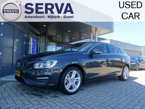 Volvo V60 - D6 Twin Engine Momentum Navi Leder - 1