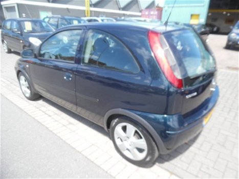 Opel Corsa - 1.2-16V Essentia airco NAP st bekr apk 12.2020 - 1