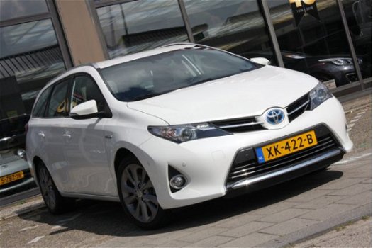 Toyota Auris Touring Sports - 1.8 Hybrid Executive Half-leder/Stoelverwarming - 1