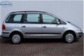 Volkswagen Sharan - 2.0i 116pk AUTOMAAT, Comfortline uitv., 7 persoons Clima, Cruise, Elek pakket, c - 1 - Thumbnail