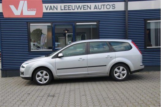 Ford Focus Wagon - 1.6 TDCI Futura | Trekhaak | Cruise control - 1