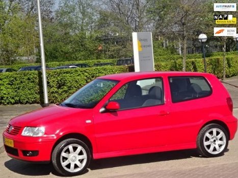 Volkswagen Polo - 1.4, bj.2001, rood, sportvelgen, nieuwe koppeling, APK tot 12/2019 en NAP uitdraai - 1