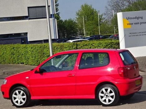 Volkswagen Polo - 1.4, bj.2001, rood, sportvelgen, nieuwe koppeling, APK tot 12/2019 en NAP uitdraai - 1