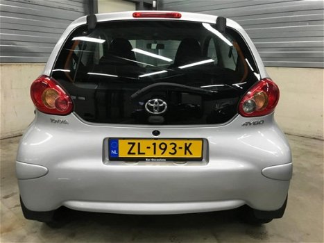 Toyota Aygo - 1.0-12V NAP AIRCO APK ELEC pakket - 1