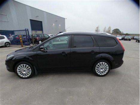 Ford Focus Wagon - 1.8 Titanium Flexi Fuel / Navi / Pdc / Clima / Elek ramen - 1