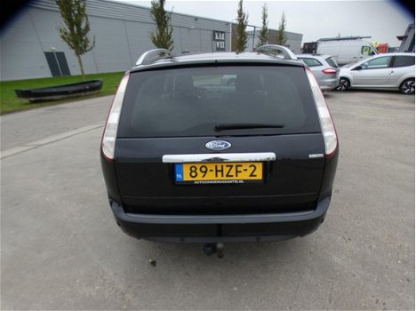 Ford Focus Wagon - 1.8 Titanium Flexi Fuel / Navi / Pdc / Clima / Elek ramen - 1