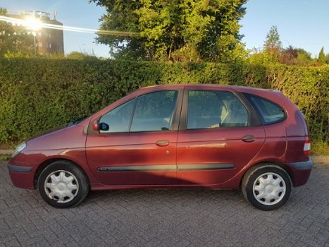 Renault Scénic - 1.6-16V RXE Climate APK t/m 14-02-2020 - 1