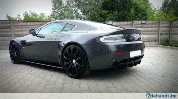 Aston Martin Vantage V8 Sideskirt Diffuser - 3