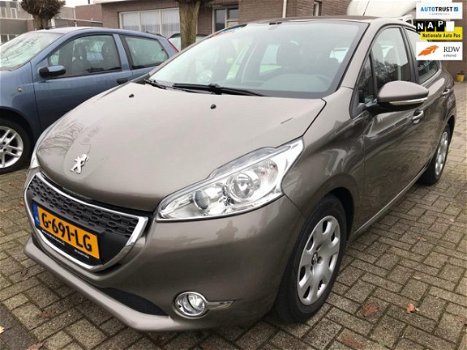 Peugeot 208 - 1.4 VTi Active 124.DKM 5-DRS AIRCO LED NAVI CRUISE CONTROL - 1