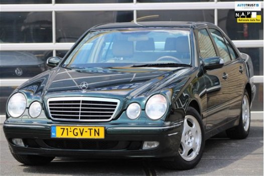 Mercedes-Benz E-klasse - 240 Elegance Automaat Leder Youngtimer 146000KM 3-6-12 M Garantie - 1