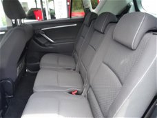 Toyota Verso - 1.8 VVT-i Business 7 Zits, Trekhaak, 61255 KM