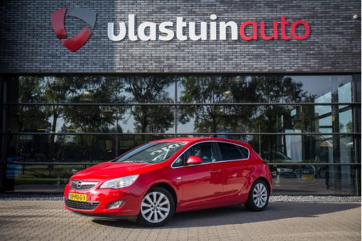 Opel Astra - 1.4 Turbo Cosmo , Navigatie, Trekhaak, Cruise control, - 1