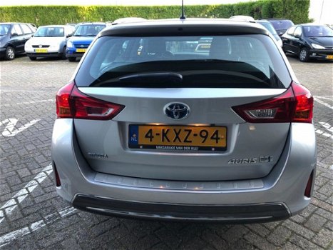 Toyota Auris Touring Sports - 1.8 Hybrid Aspiration Navigatie camera led verlichting clima lm-velgen - 1