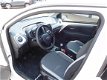 Toyota Aygo - 1.0 VVT-i x-play Nieuw Navi. Apple Car play/Android /AR. Camera - 1 - Thumbnail