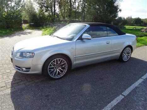 Audi A4 - 2.0 TFSI 147KW CABRIO Pro Line - 1