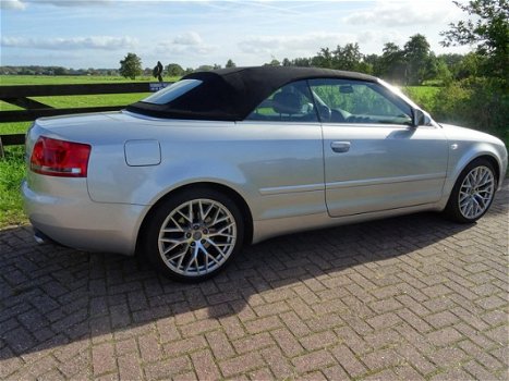 Audi A4 - 2.0 TFSI 147KW CABRIO Pro Line - 1