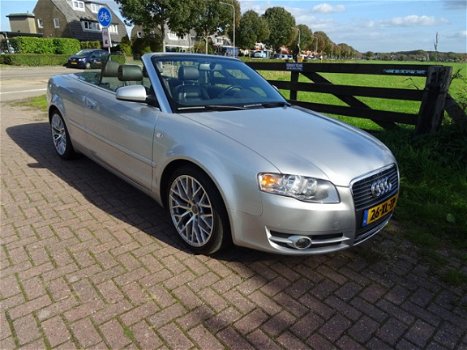 Audi A4 - 2.0 TFSI 147KW CABRIO Pro Line - 1