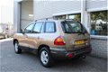 Hyundai Santa Fe - 2.7i-24V 4WD Country Climate N.A.P - 1 - Thumbnail